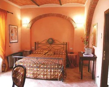 Hotel La Toscanina Foiano Della Chiana İtalya
